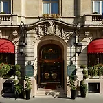 Hotel Raphael