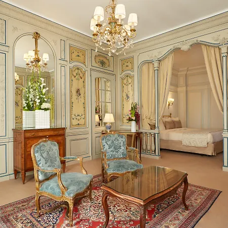 Hotel Raphael 5*