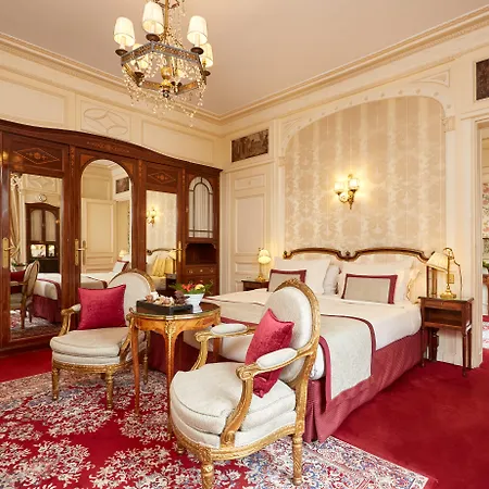 Raphael Hotel Parigi