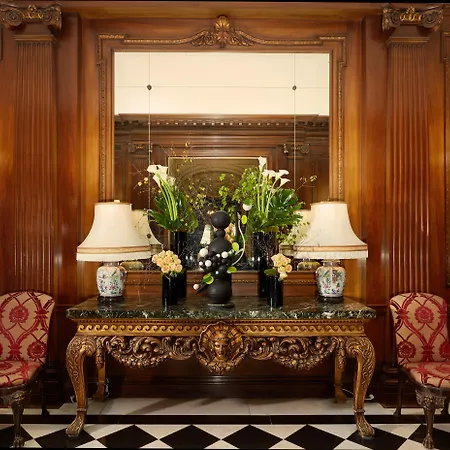 Raphael Hotel 5*