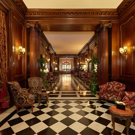 Raphael 5* Parigi