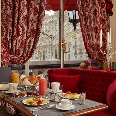 Raphael Hotel Parigi