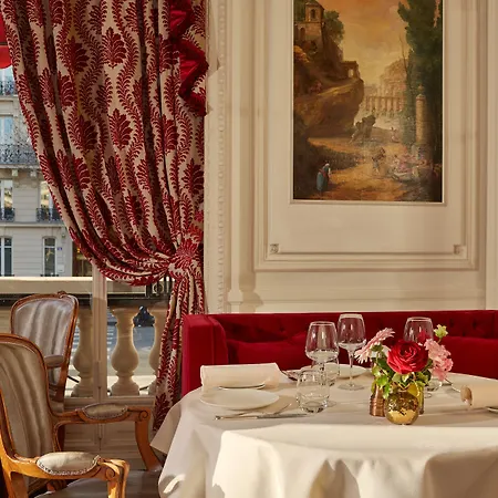Hotel Raphael 5*
